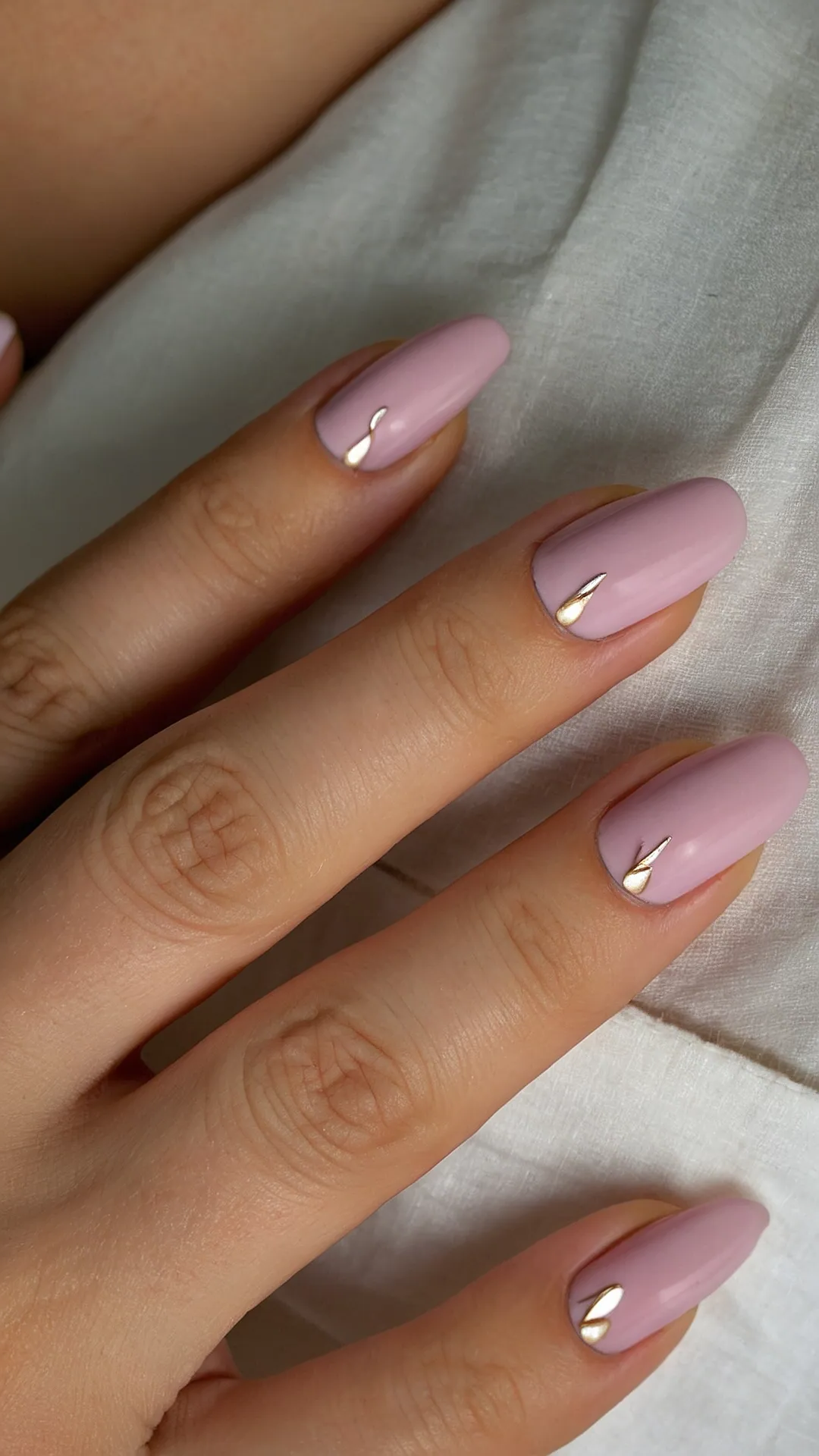 #11 Golden Getaway Spring Break Nails