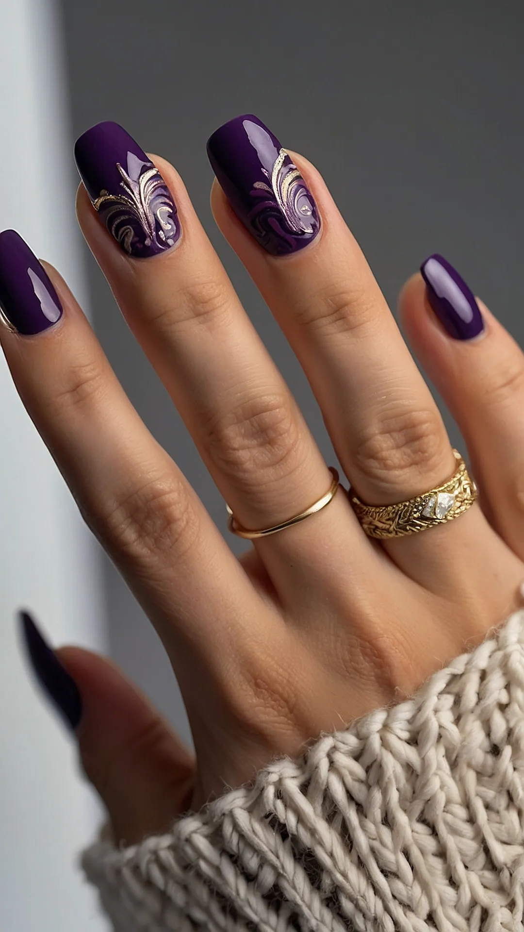 #12 Majestic Manis
